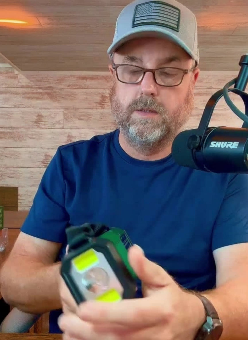 Multifunctional Emergency Radio – Compact All-In-One Preparedness Device