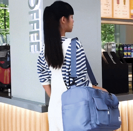 Extra-Large Waterproof Weekend Bag for Travel – Spacious Carry Bag for Short Trips, Gym and Outdoor Adventures