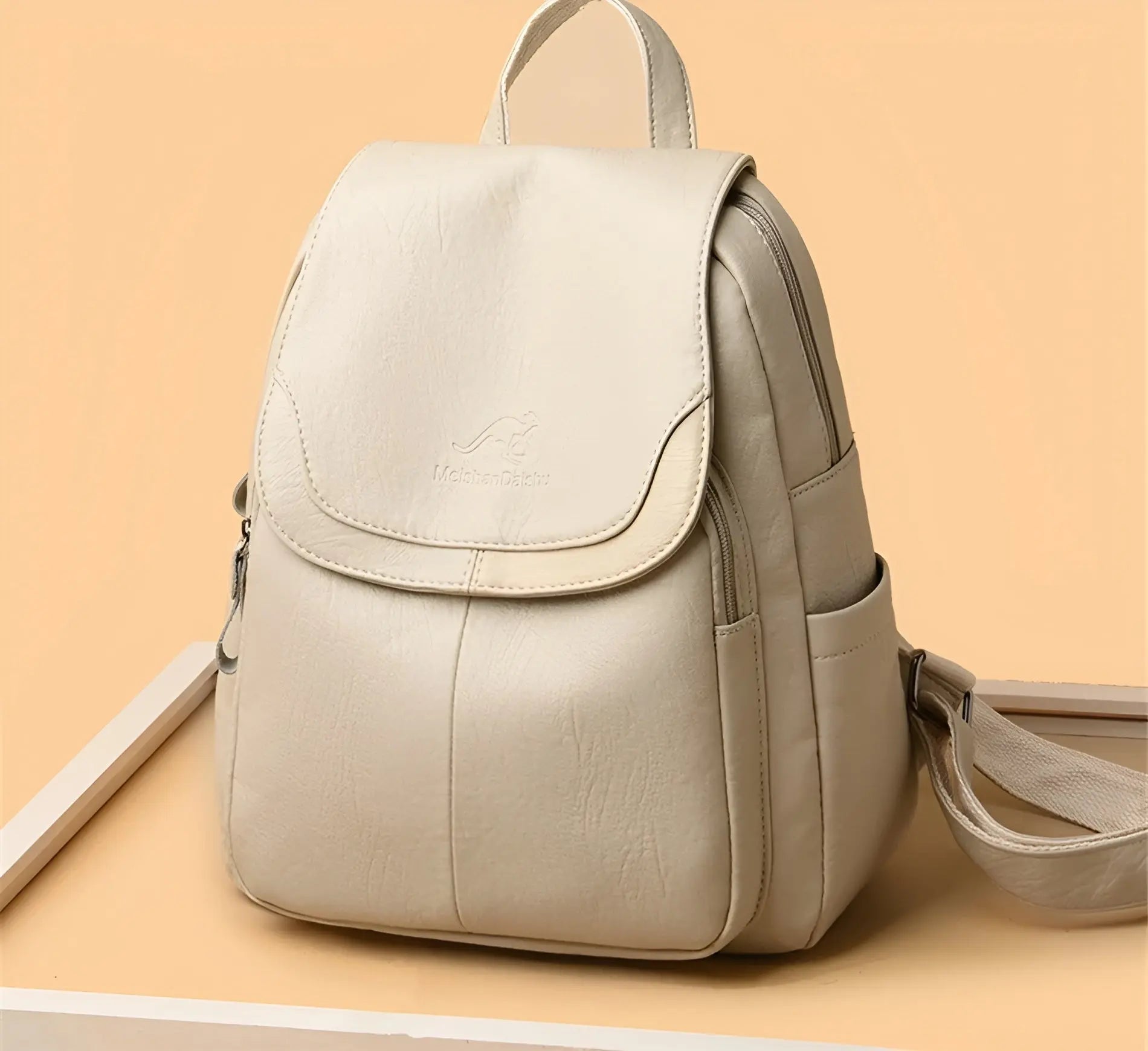 Vintage-Style Women’s Backpack for Everyday Use – Stylish Carry Bag for Work, Travel and Daily Outfits