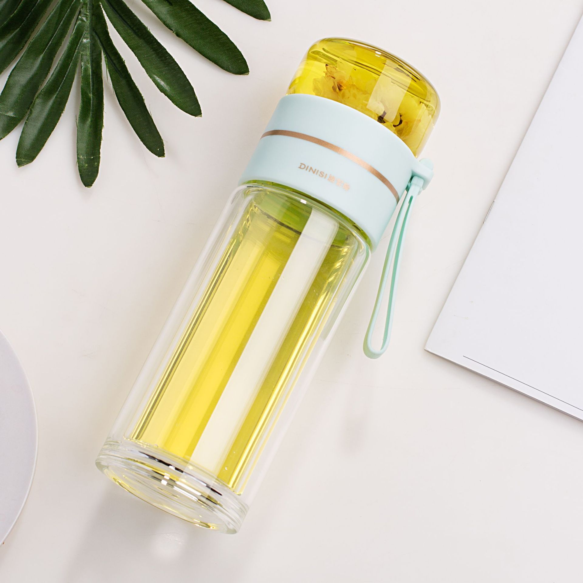 Double-Walled Water Bottle with Integrated Tea Infuser – Insulated Reusable Bottle for Hot and Cold Drinks at Home, Work or Travel