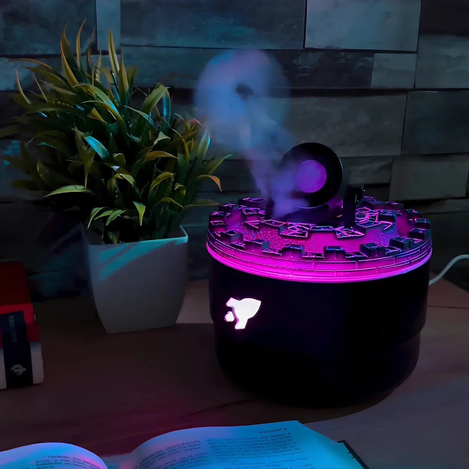Creative Humidifier for Home Use – Powerful Mist Output with Unique Decorative Design for Bedroom and Living Room