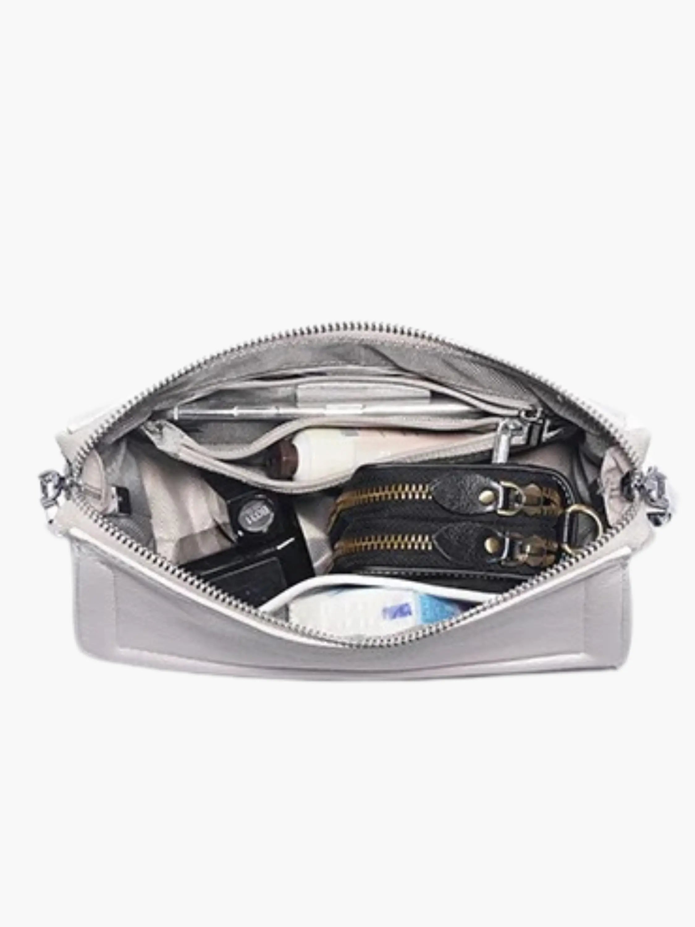 Chic White Shoulder Bag for Women – Elegant Everyday Handbag for Work, Travel and Casual Outfits