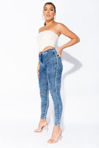 High-Waisted Knee-Slashed Jeans for Women – Trendy Denim Pants for Streetwear Outfits and Everyday Wear
