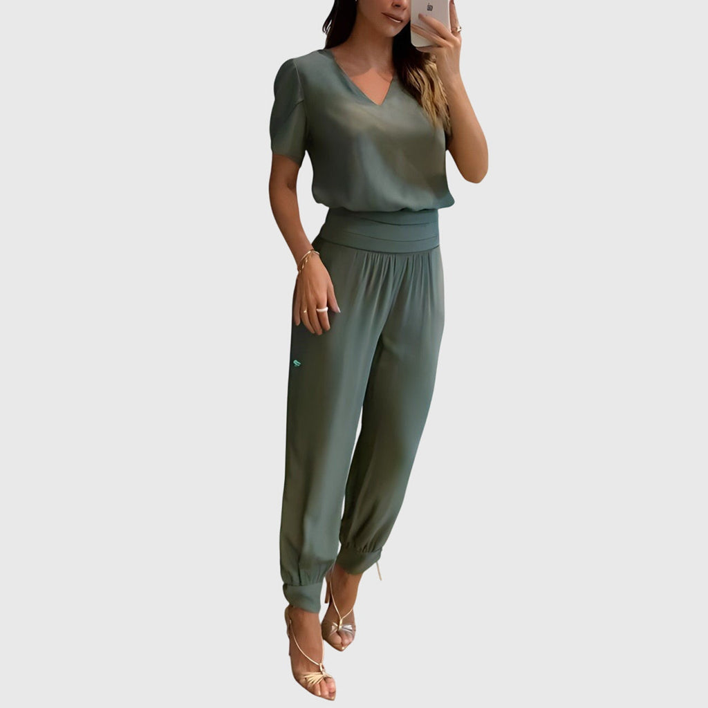 Jennifer | Chic Blouse and Trousers Ensemble