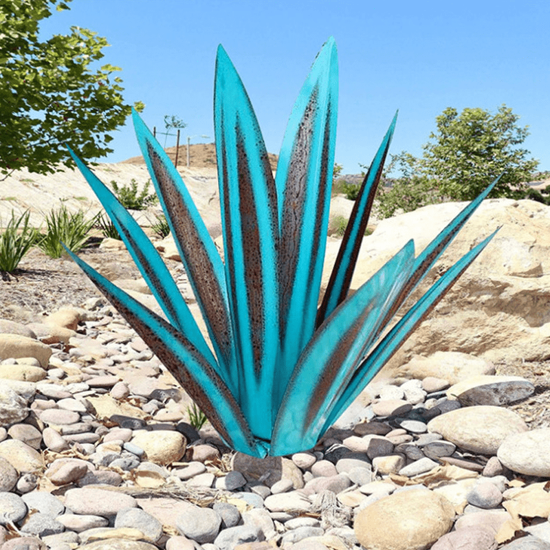 Waterproof Agave Garden Lamp – Handmade Outdoor Decorative Light with Solar Panel | Artistic Weather-Resistant Yard & Patio Illumination