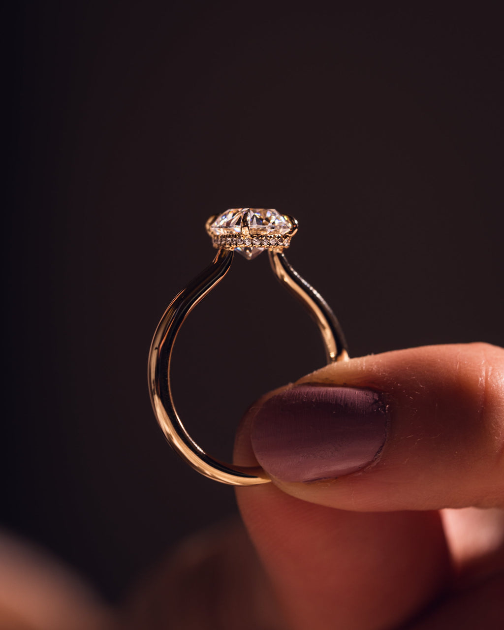 Extended Cushion Ring – Modern Statement Design with Soft Sculptural Shape