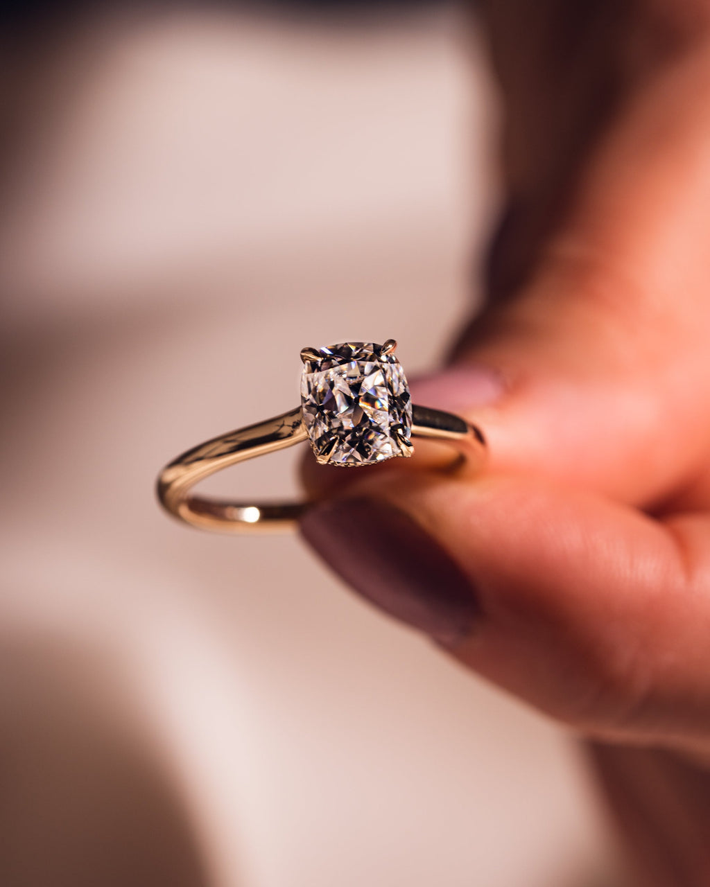 Extended Cushion Ring – Modern Statement Design with Soft Sculptural Shape