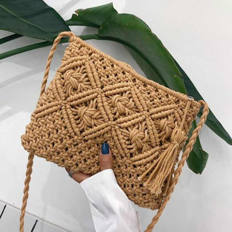 Mira Solis. – Woven Summer Shoulder Bag