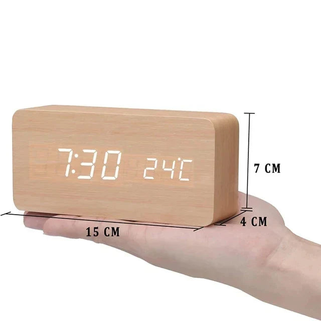 LED Alarm Clock with Voice Control – Modern Display for a Clean, Minimalist Interior