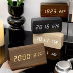 LED Alarm Clock with Voice Control – Modern Display for a Clean, Minimalist Interior