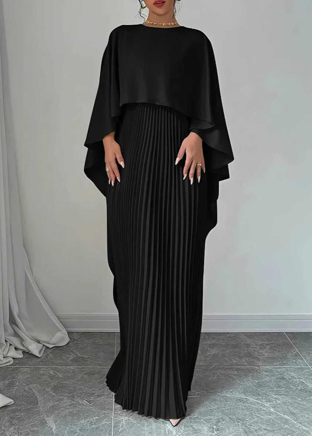Elara Wyn. – Pleated Batwing Sleeve Maxi Dress