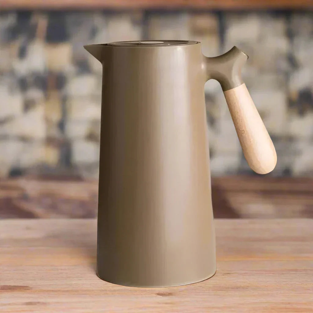 Insulated Thermal Flask for Hot and Cold Drinks – Stylish Reusable Bottle for Travel, Work and Daily Hydration