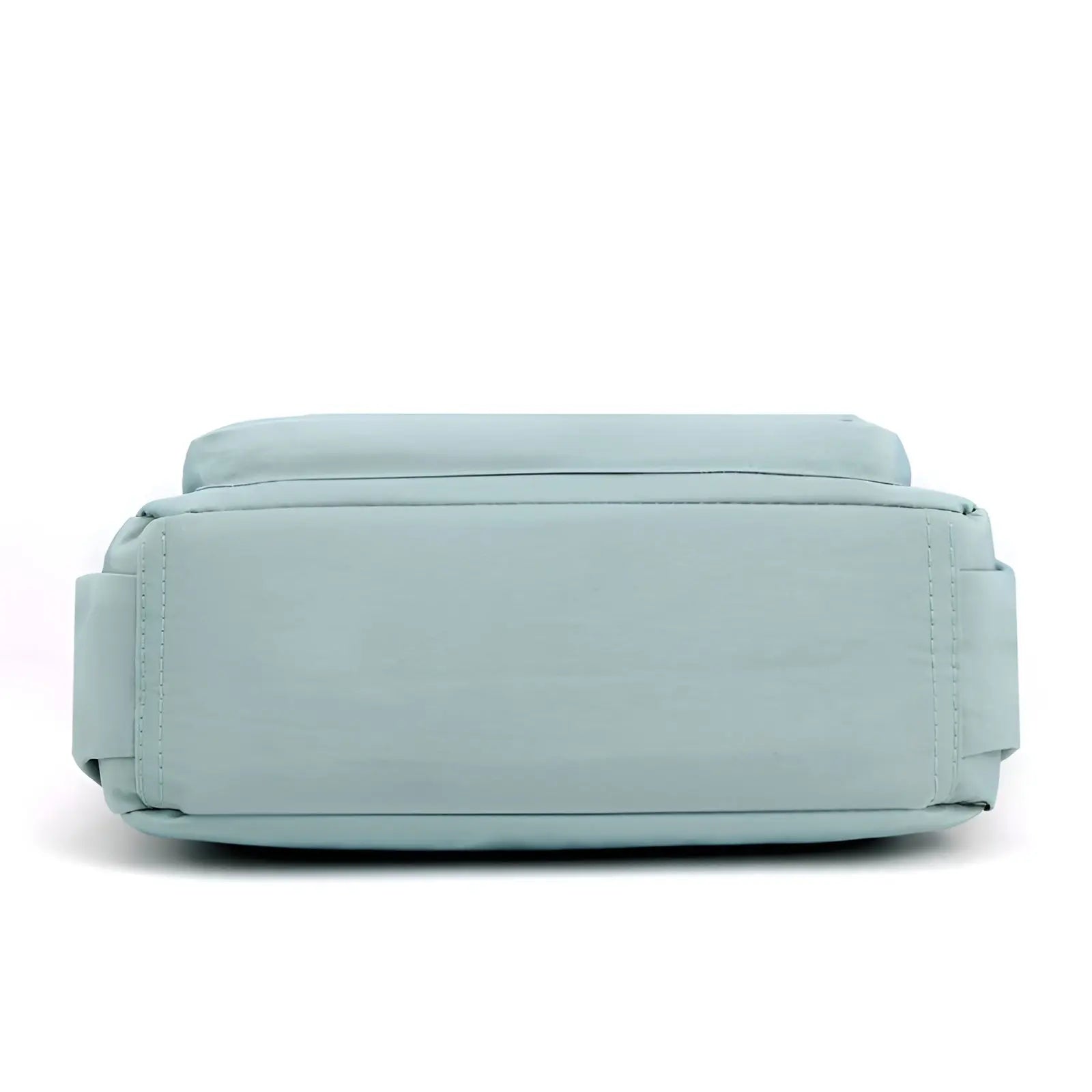 Spacious Waterproof Shoulder Bag for Women – Practical Everyday Bag for Work, Travel and Daily Use