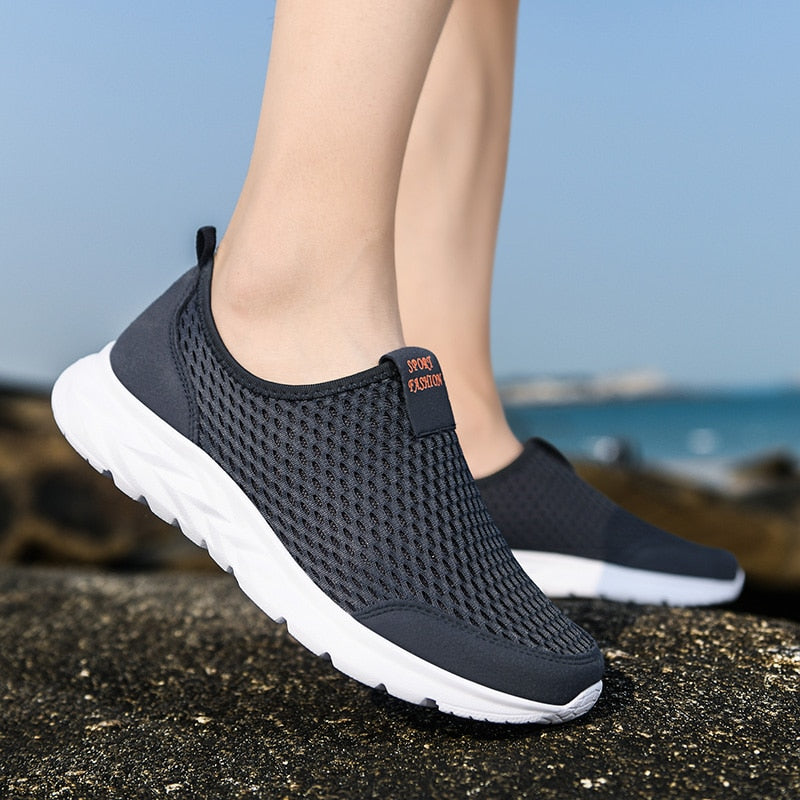 Roux Elin. – Lightweight Unisex Breathable Sneakers for Everyday Comfort