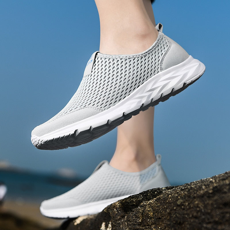 Roux Elin. – Lightweight Unisex Breathable Sneakers for Everyday Comfort