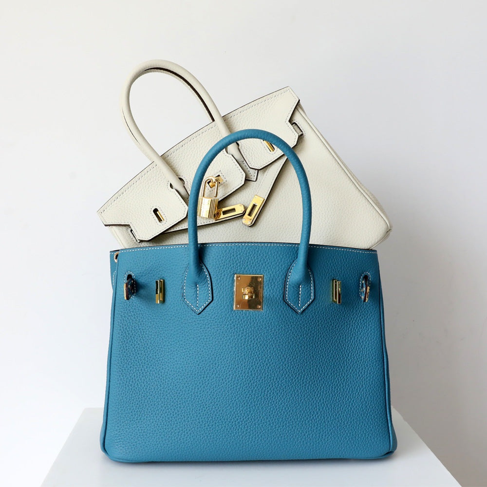 Women's Elegant Leather Handbag with Chic Closure