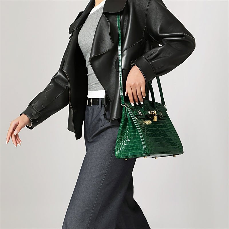 Women's Elegant Leather Handbag with Chic Closure