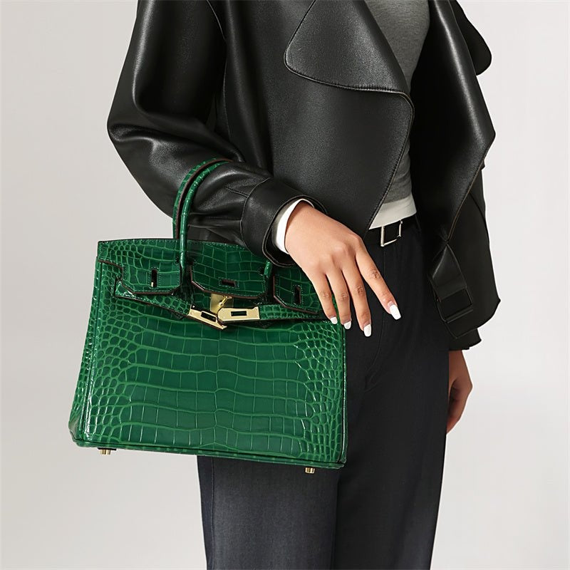 Women's Elegant Leather Handbag with Chic Closure