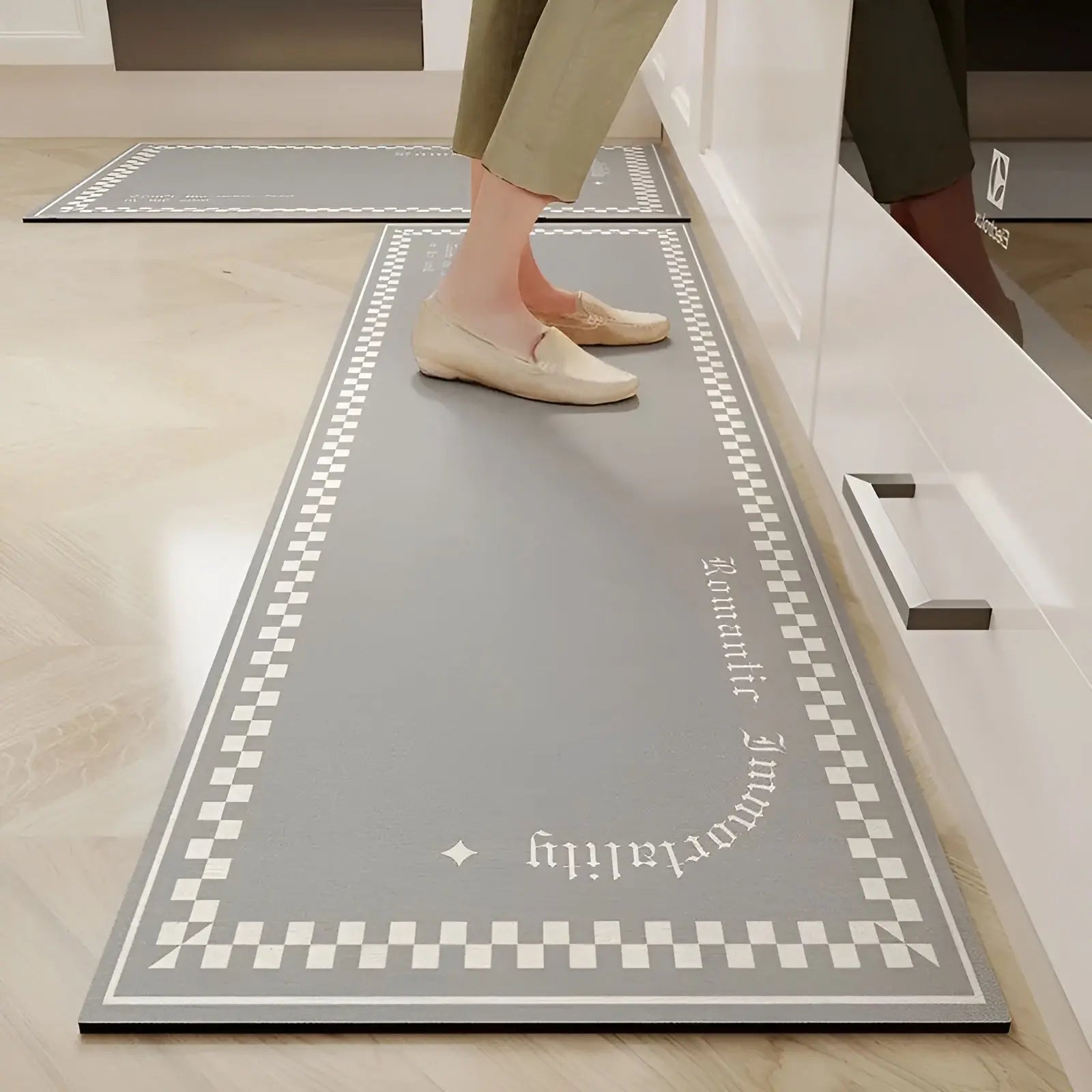 Fast-Drying Ultra-Absorbent Non-Slip Kitchen Mat - SplashEase