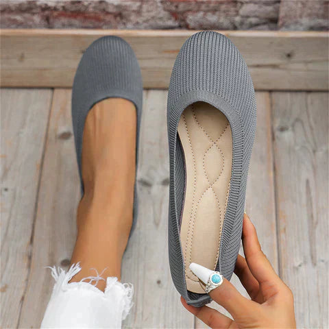 Comfortable Supportive Ballet Flats for Women – Elegant Everyday Shoes for Work, Walking and Daily Wear