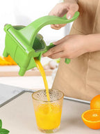 Manual Lemon Squeezer for Fresh Juice – Easy Citrus Press Tool for Cooking, Drinks and Daily Kitchen Use