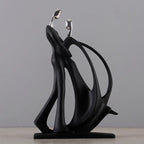 Nordic-Style Couple Sculpture in Motion – Artistic Decorative Accent for Modern Home Interiors