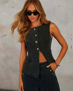 Sleeveless Denim Vest and Wide-Leg Jeans Set for Women – Trendy Two-Piece Outfit for Casual Wear and Modern Street Style
