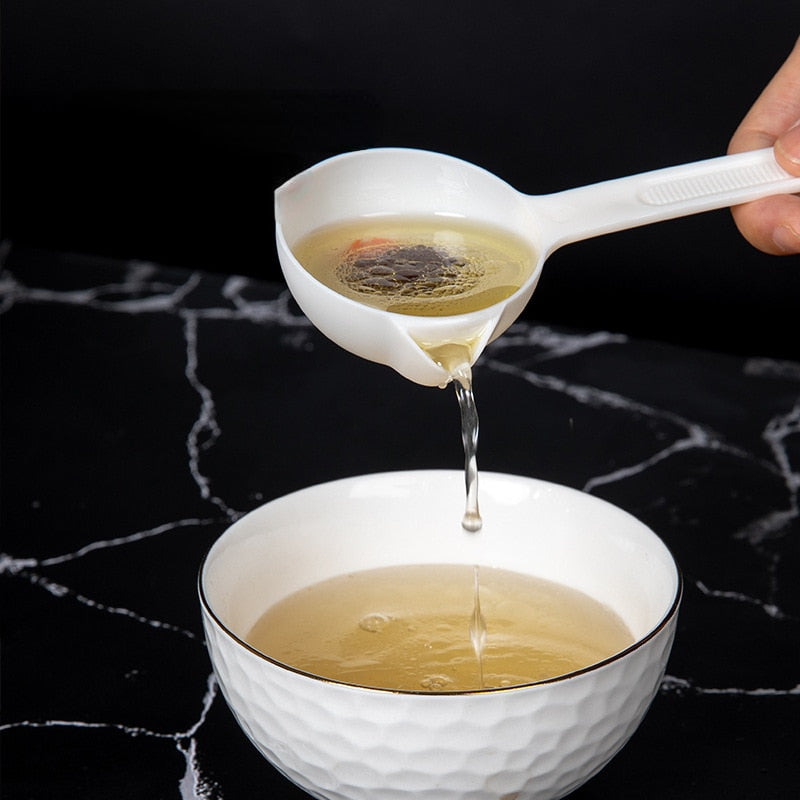 Oil Separator Spoon for Cooking and Meal Prep – Easily Remove Fat, Grease and Liquids from Soups, Sauces and Stews