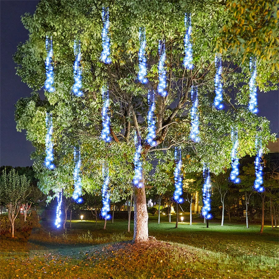 LED Meteor Shower Outdoor Lights for Garden and Facade Decor – Falling Rain Effect Lighting for Festive and Seasonal Displays