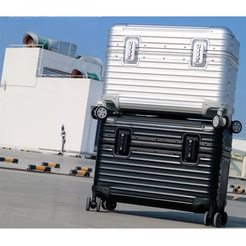 Lightweight Hard Shell Suitcase for Travel – Durable Carry-On Luggage for Business Trips and Holidays
