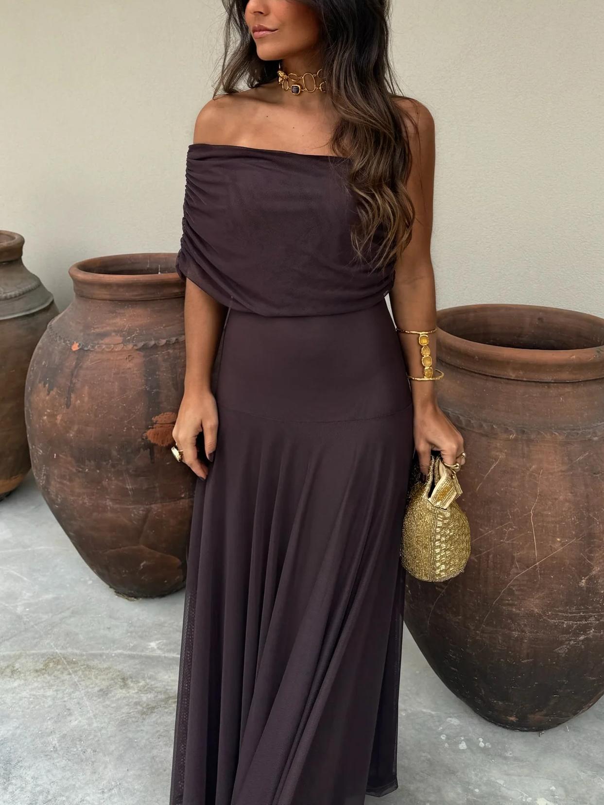 Off-Shoulder Maxi Dress – Flowing Silhouette with Elegant Draped Overlay