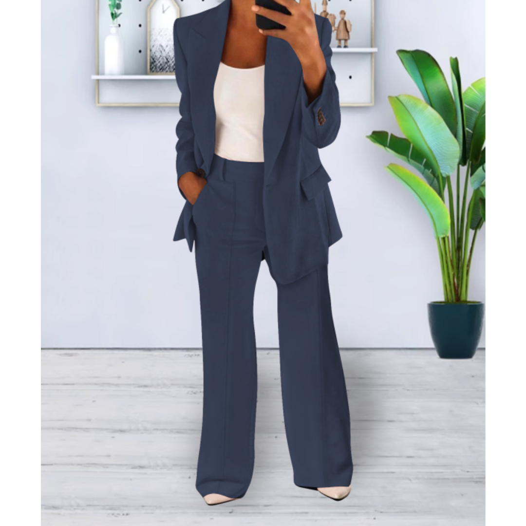 Women’s Two-Piece Suit with Pockets – Comfortable Relaxed Fit Set for Work, Travel and Everyday Wear