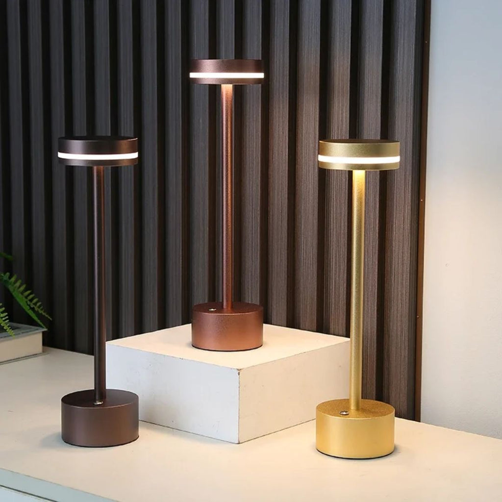 Elegant Desk Lamp for Professional Office Decor – Modern Ambient Lighting for Workspaces and Home Offices