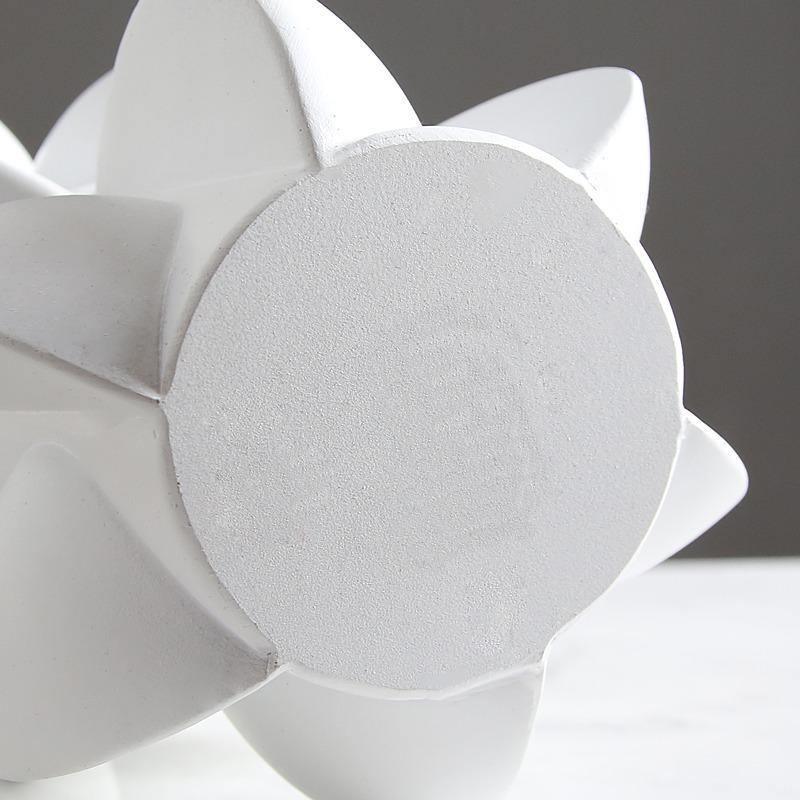 Abstract Decorative Art for Modern Home Decor – Elegant Accent Piece for Living Room, Office and Contemporary Interiors