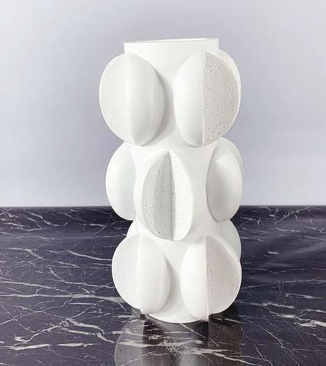 Abstract Decorative Art for Modern Home Decor – Elegant Accent Piece for Living Room, Office and Contemporary Interiors