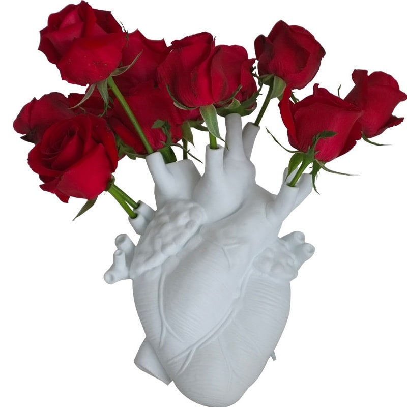 Anatomical Heart Shaped Flower Vase with Textured Vein Details and Bud Decoration Cut Glass - Image 7