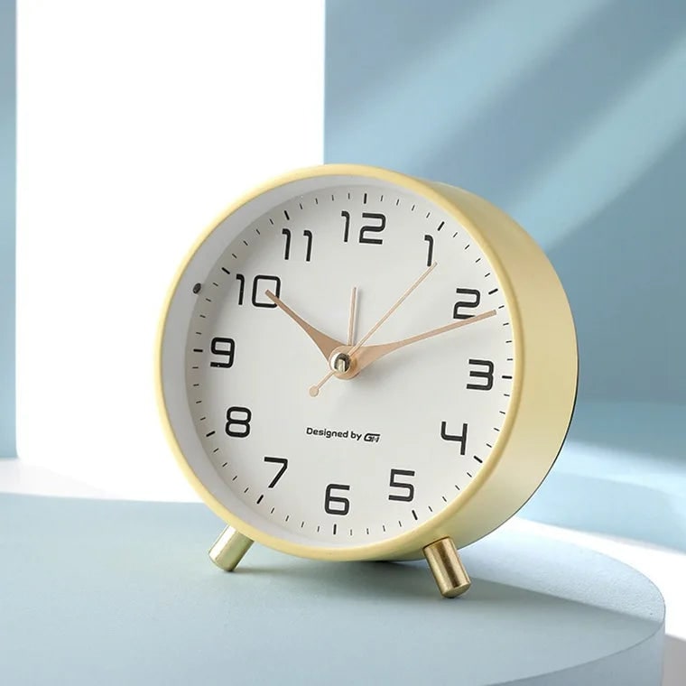 Battery Operated Silent Analog Desk Clock Round Glass Gold Peg Feet Quiet For Office - Image 9
