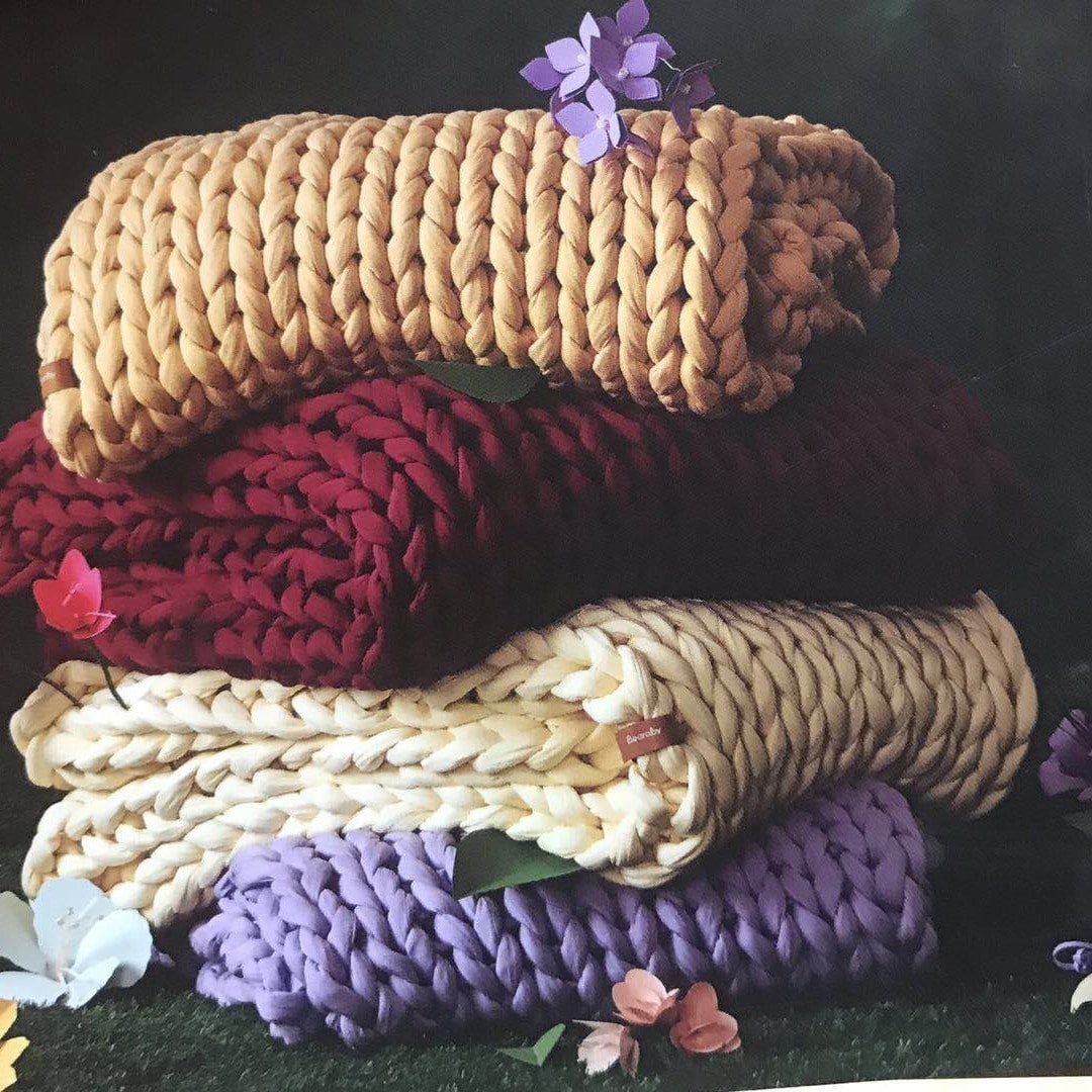 Chunky Knit Blanket with Bulky Yarn Hand-Woven Cable Throw with Soft Weighted Fill - Image 2