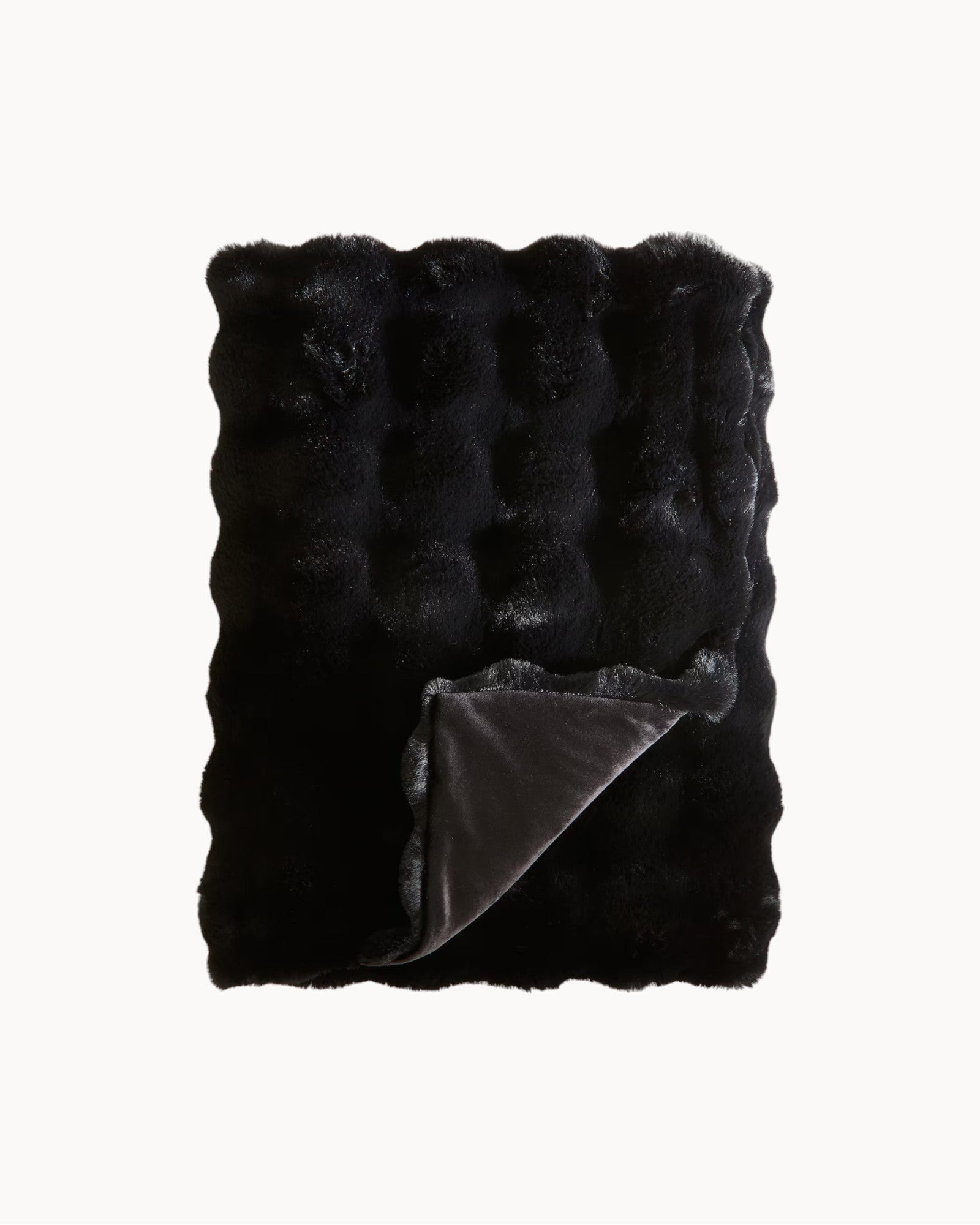 Soft & Sustainable Cozy Plaid Fleece Blanket