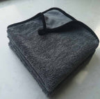 Ultra-Absorbent Cleaning Cloth – Streak-Free Microfiber Towel for Kitchen, Car & Home