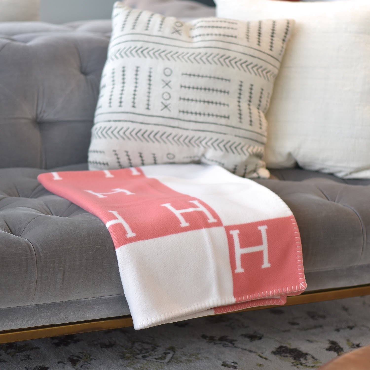 Exclusive Gold Throw Blanket Made of Cashmere and Wool - House decoration