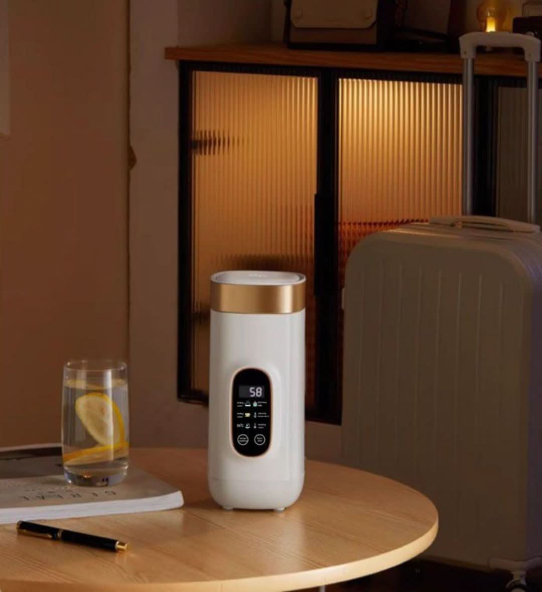 Portable Travel Mug for Hot Beverages – Insulated Cup for Coffee and Tea on the Go