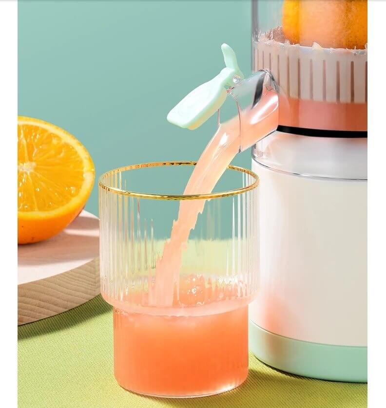 Wireless Rechargeable Juice Centrifuge for Fresh Juicing – Portable Electric Juicer for Fruits, Vegetables and On-the-Go Use