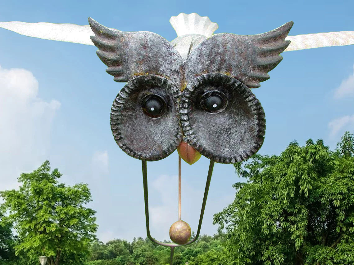 Chic Metal Garden Windmill Sculpture with Rotating Wings