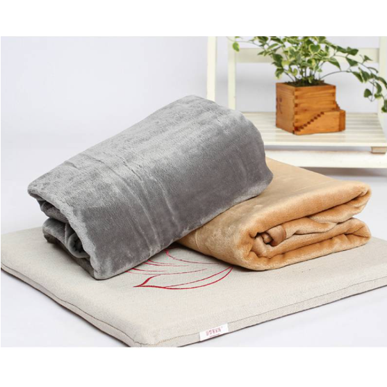 Fleece Throw Blanket with Faux Fur Plush Softness for Sofa and Bed Lightweight Cozy - Image 9