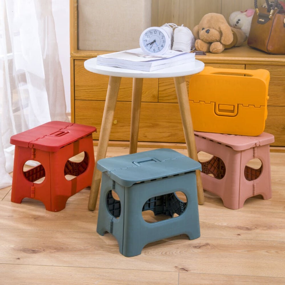 Folding Step Stool with Handle Portable Plastic Design for Kitchen and Bathroom - Image 3