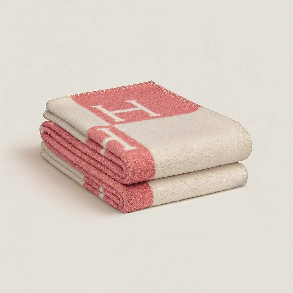 Exclusive Gold Throw Blanket Made of Cashmere and Wool - House decoration
