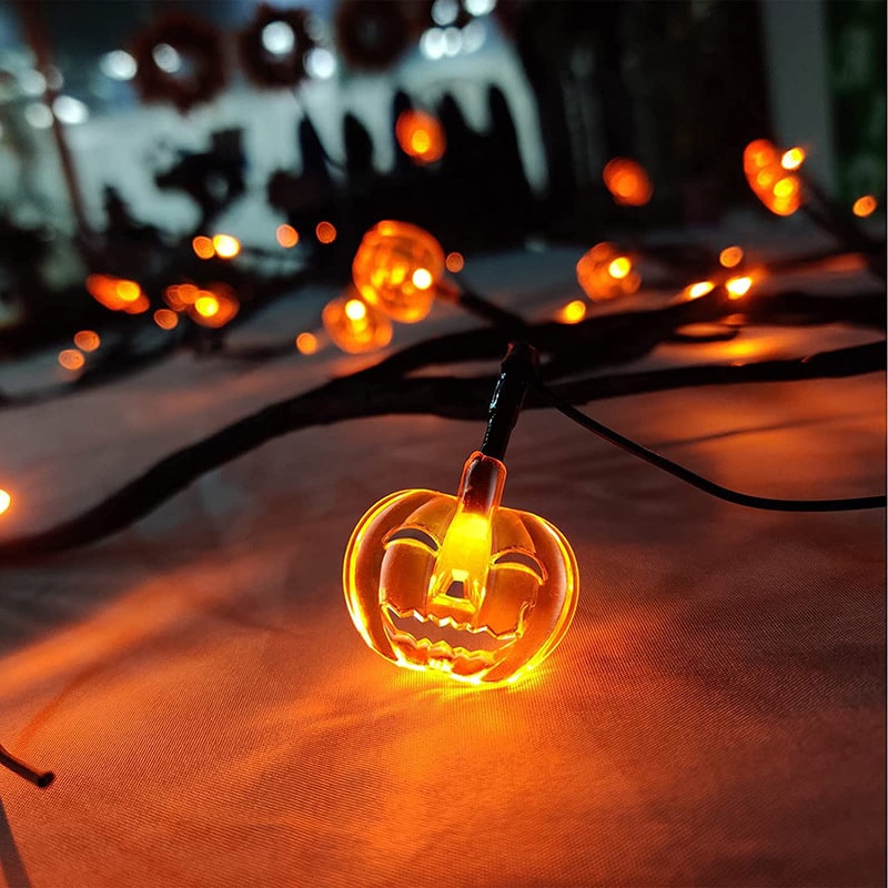 Halloween Outdoor Garland with Battery Powered LED String Lights and Bat Pumpkin Covers - Image 9