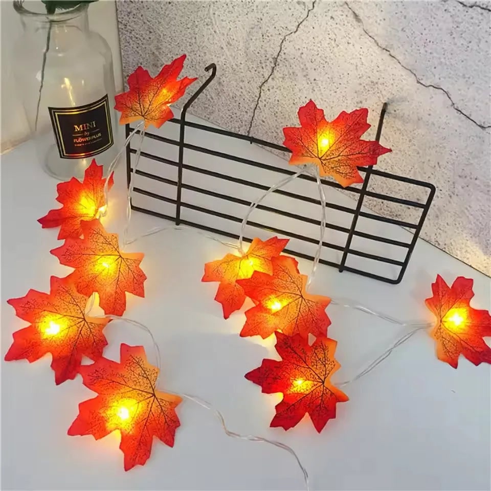 Halloween Outdoor String Lights with Maple Leaf Garland and Warm LED for Fall Patio Decoration - Image 3