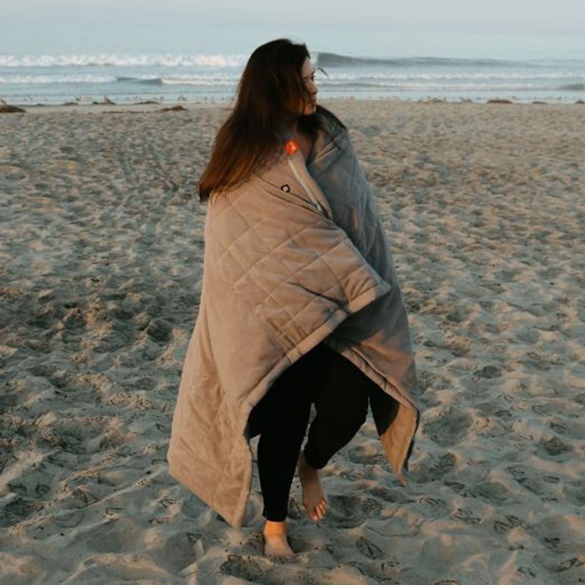 Heated Blanket Battery Operated Electric Throw with Quilted Fleece and Three Heat Zones - Image 8